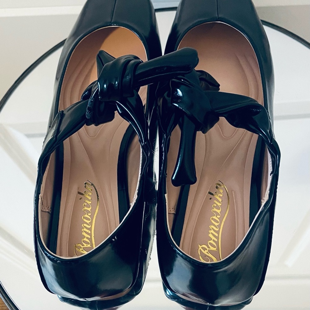 Pomoxikn Ballet/Mary Jane Flats  EUC - Picture 5 of 7